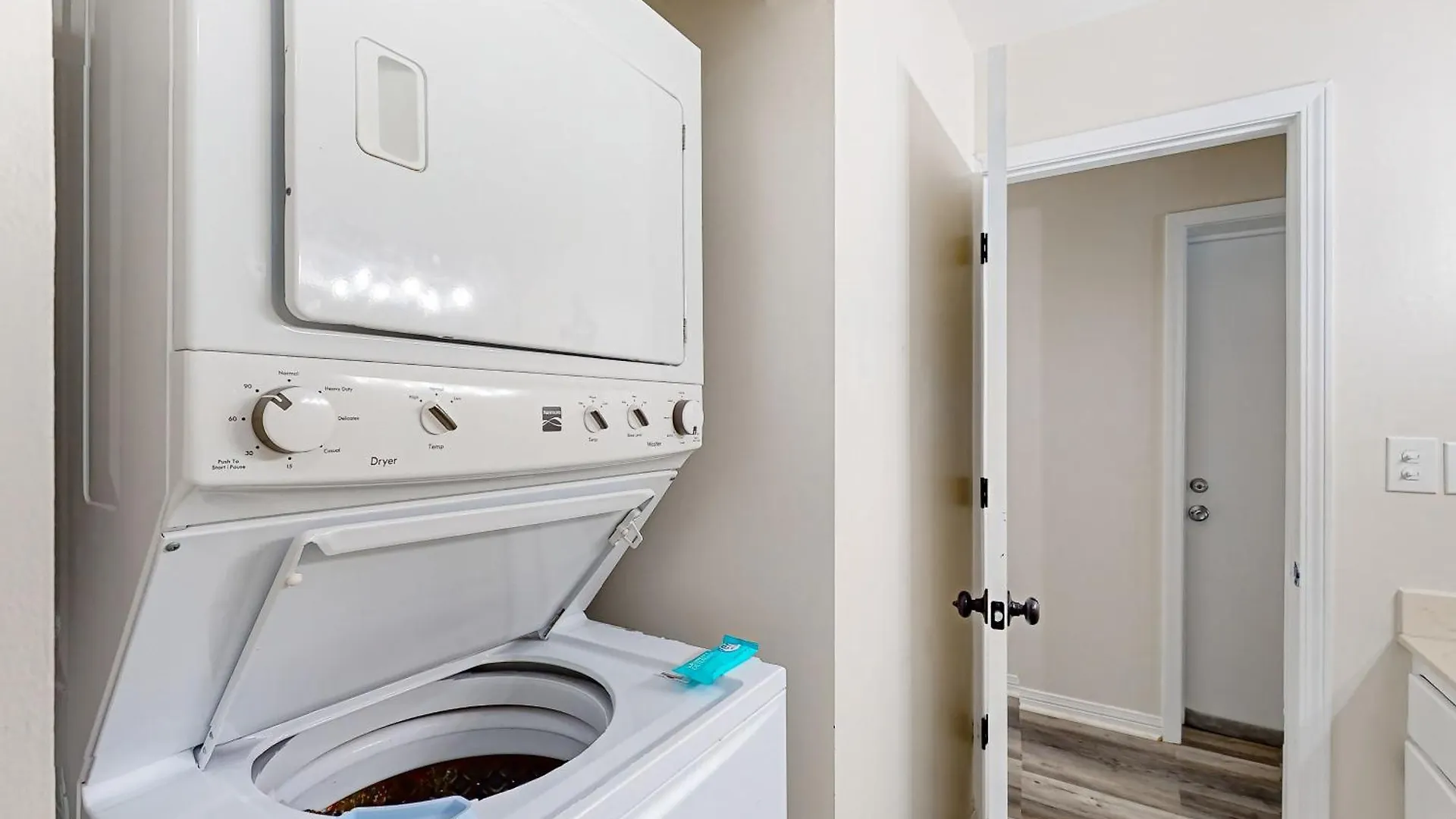 Front Beach Retreat C & B2 & D2 Panama City Beach 0*,  United States