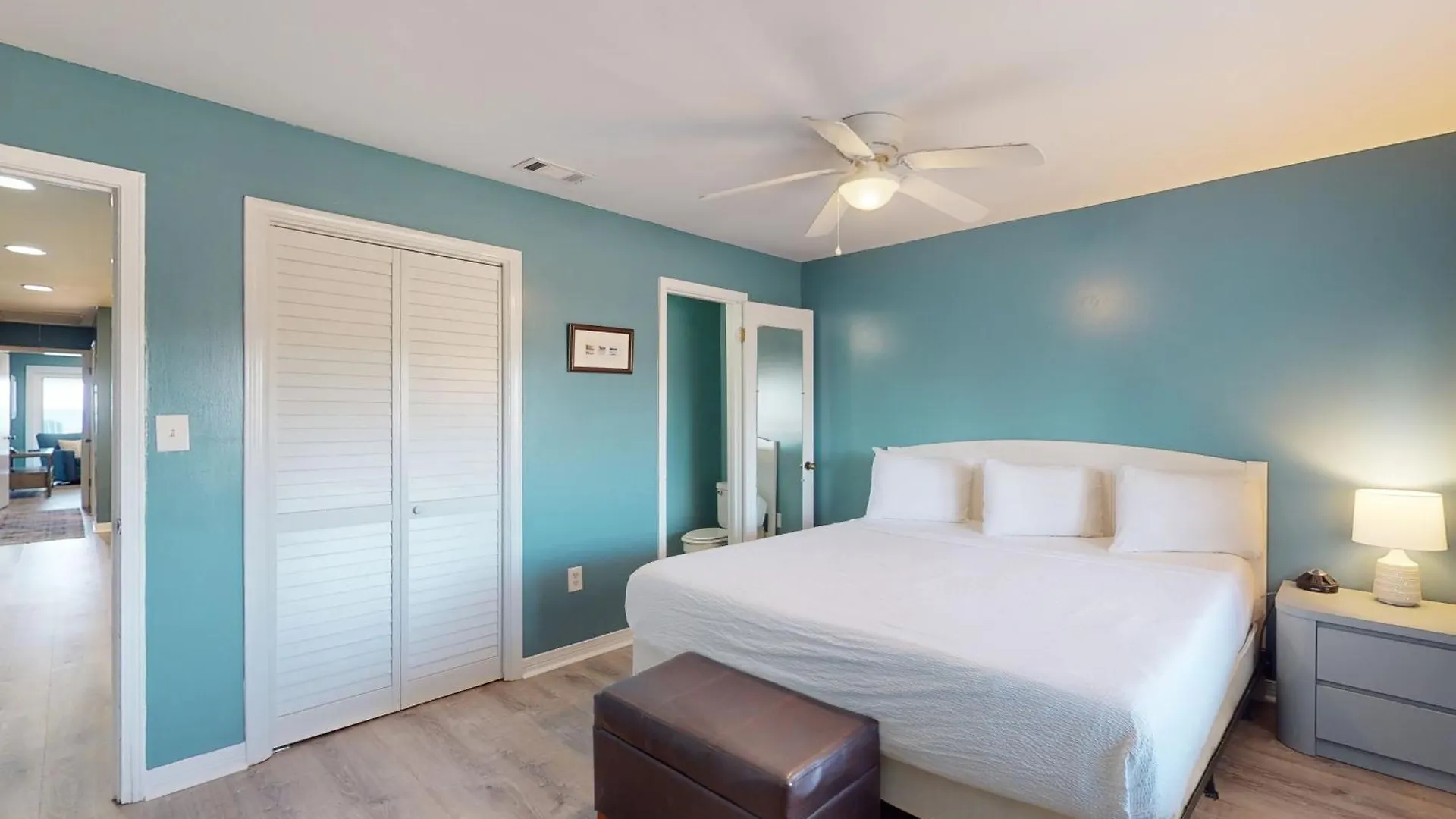 Front Beach Retreat C & B2 & D2 Panama City Beach 0*,  United States