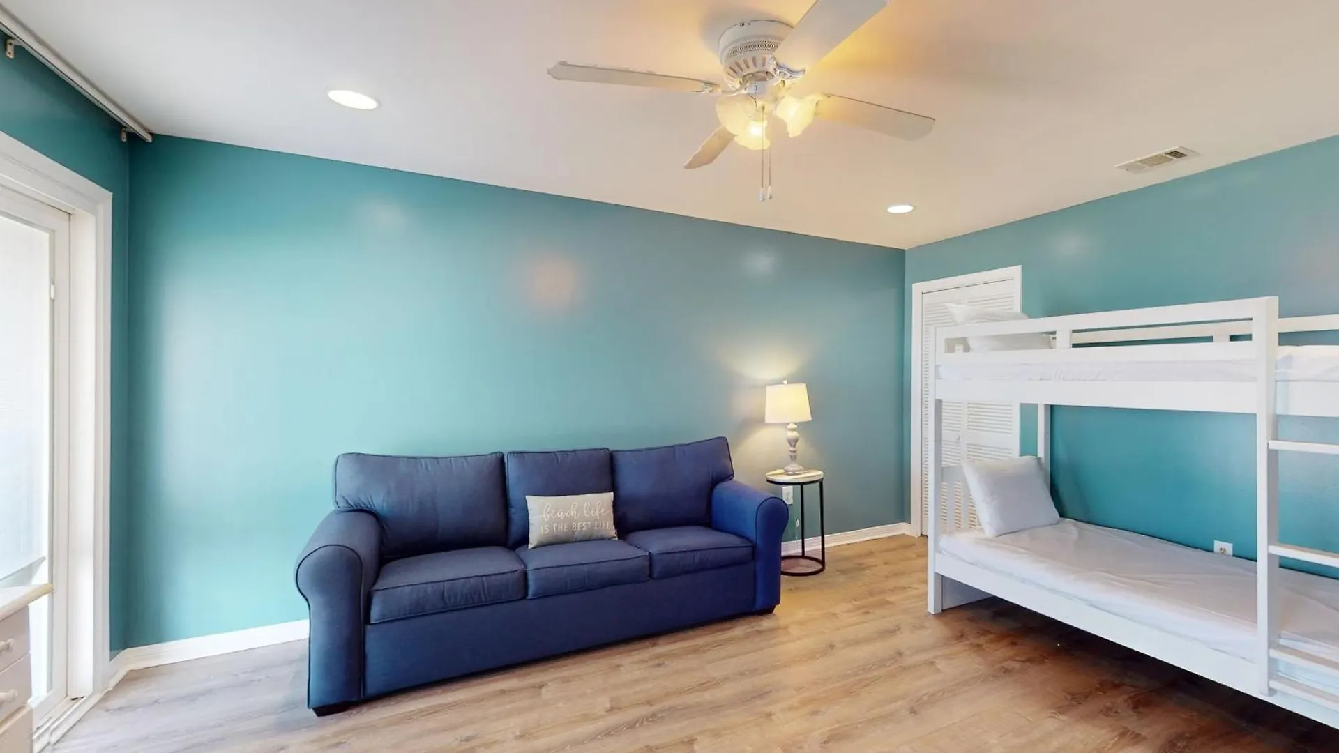 Front Beach Retreat C & B2 & D2 Panama City Beach