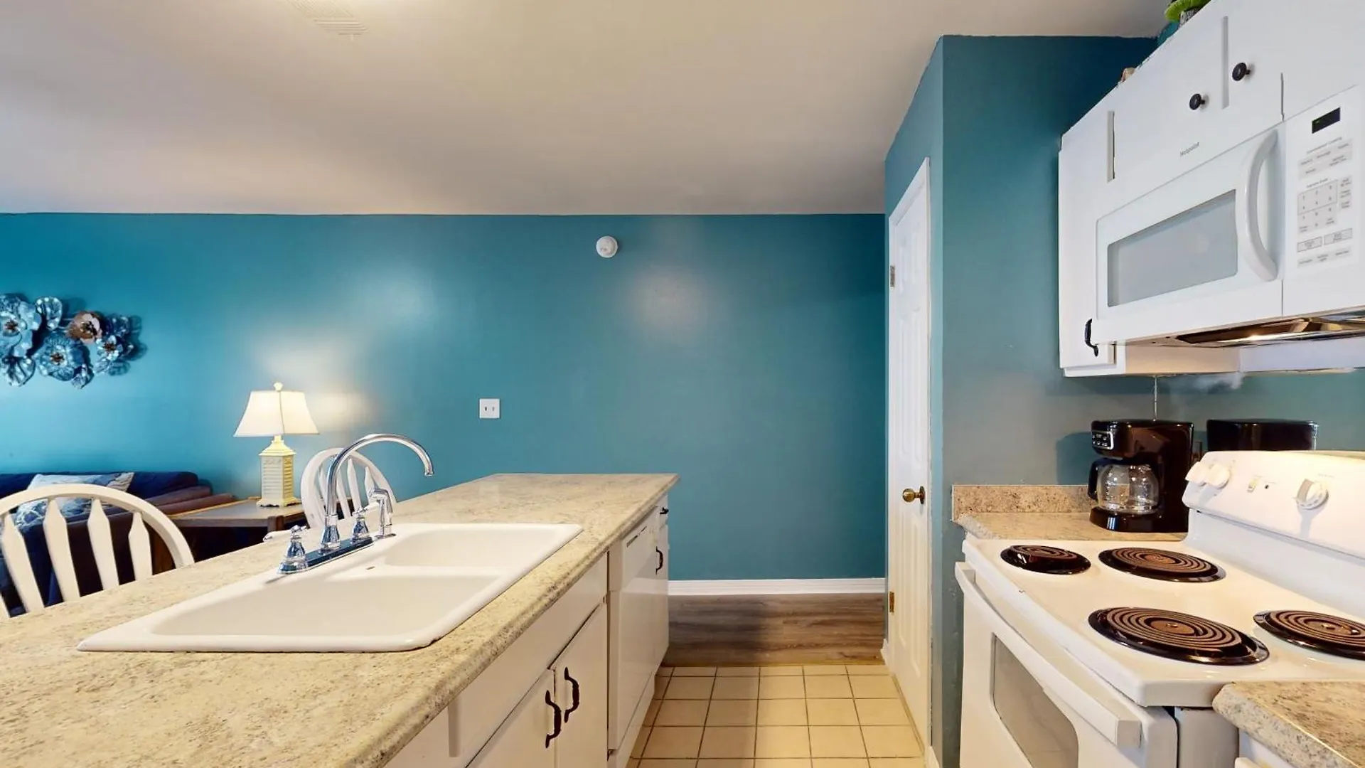 Front Beach Retreat C & B2 & D2 Panama City Beach